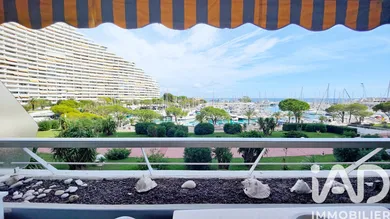Apartment in Villeneuve-Loubet (06270)