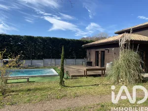 Maison à Saint-Denis-de-Pile (33910)