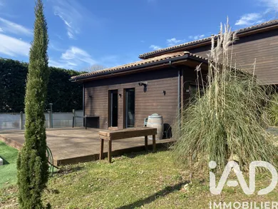 Maison à Saint-Denis-de-Pile (33910)