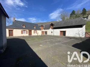 House in Asque (65130)