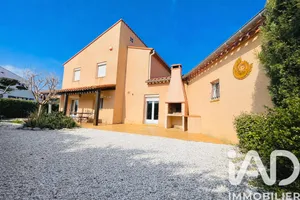Traditional house in Saint-Laurent-de-la-Salanque (66250)