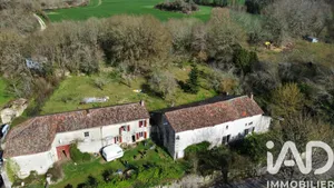 Maison à Saint-Germain-de-Montbron (16380)
