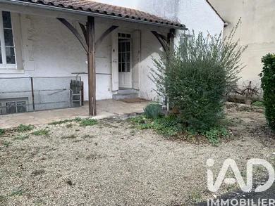 Townhouse in Bergerac (24100)