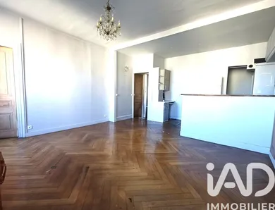Apartment in Saint-Étienne (42000)