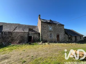 Maison de campagne à PARCE (35210)