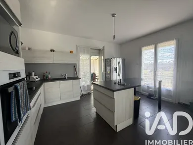 House in Saint-aubin-de- lanquais (24560)
