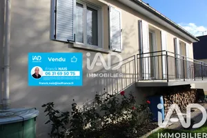 House in Bonchamp-lès-Laval (53960)