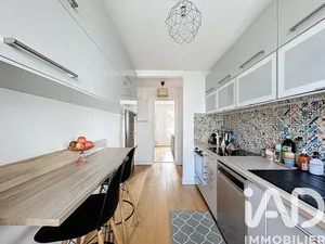 Apartment in Villeurbanne (69100)