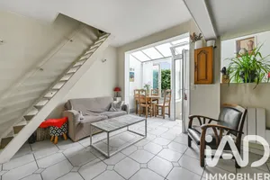 Duplex in Bois-Colombes (92270)