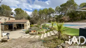 Maison à Peyrolles-en-Provence (13860)