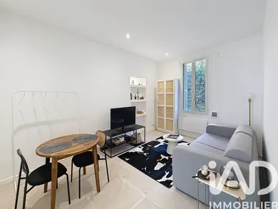 Apartment in Menton (06500)