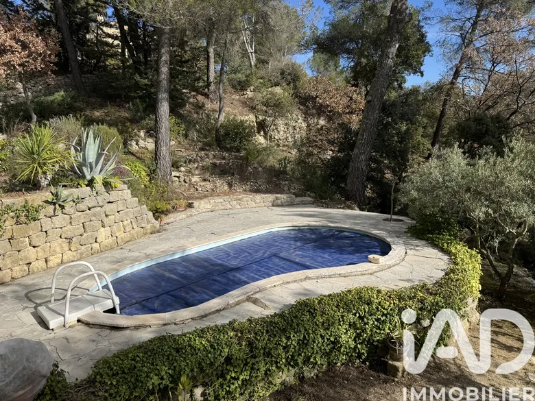 Maison 5 pièces 95 m² · à Pierrevert · 95 m² · 324 000 €
