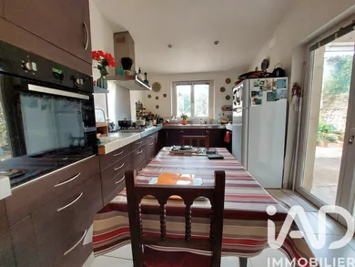 Townhouse in Port-Sainte-Foy-et-Ponchapt (33220)