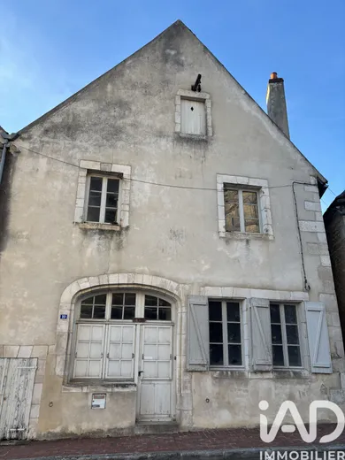 Maison de village à Saint-Bris-le-Vineux (89530)