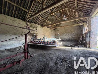 Ferme à Val-des-Marais (51130)
