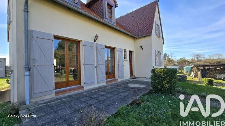 Maison 6 pièces 133 m² · à Orval · 133 m² · 210 000 €