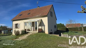 Detached house in Orval (18200)