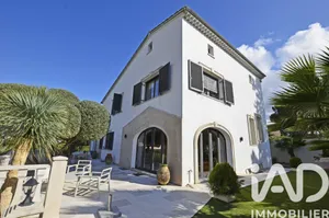 Architectural house in Mandelieu-la-Napoule (06210)