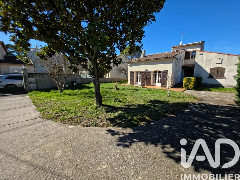 Maison 7 pièces 154 m² · à Nîmes · 154 m² · 278 000 €