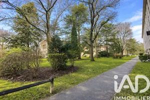 Apartment in Sainte-Geneviève-des-Bois (91700)