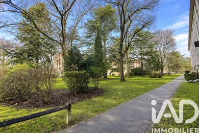 Apartment in Sainte-Geneviève-des-Bois (91700)