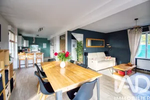 Maison traditionnelle à Vigny (95450)