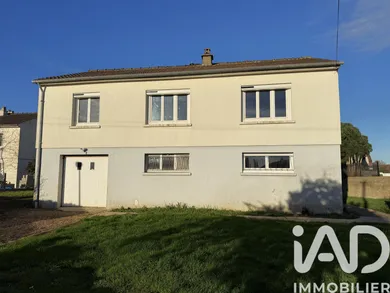 Pavillon à Yèvres (28160)