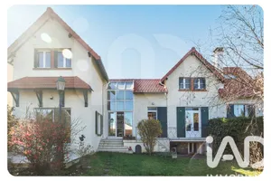 House in Poissy (78300)