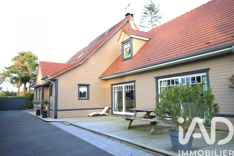 Maison 6 pièces 250 m² · à Quend · 250 m² · 1 300 000 €