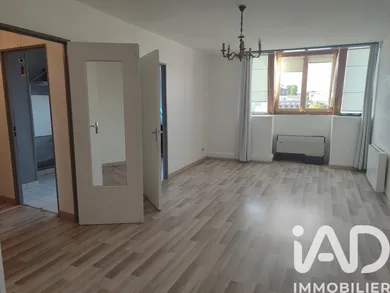 Apartment in Chartres (28000)