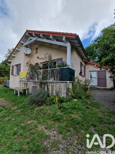 House in Présailles (43150)