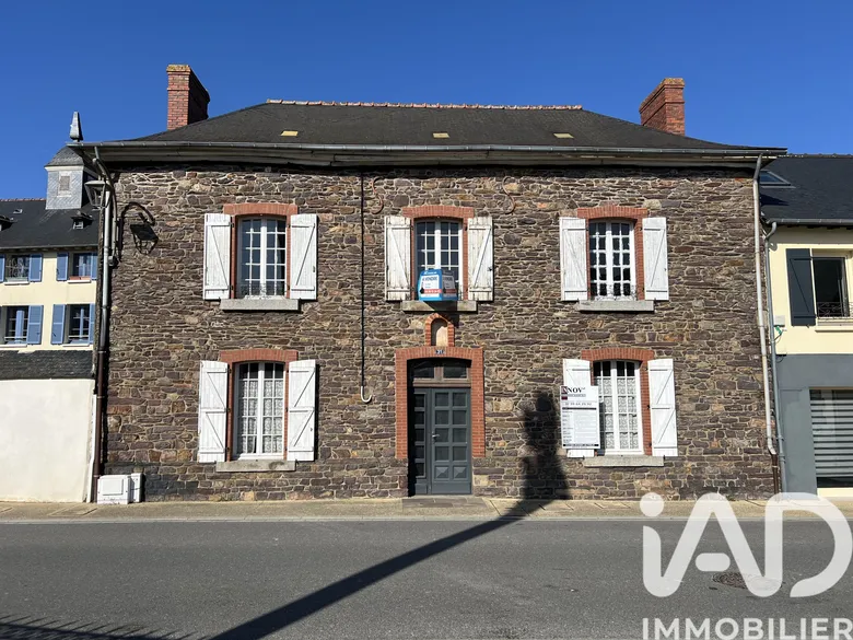 Maison 7 pièces 225 m² · à Bréal-sous-Montfort · 225 m² · 209 900 €