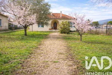 Maison traditionnelle à Valréas (84600)