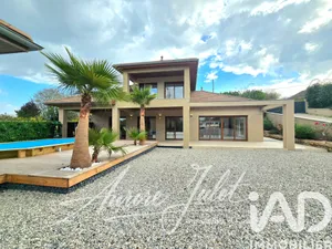 House in Les Abrets (38490)