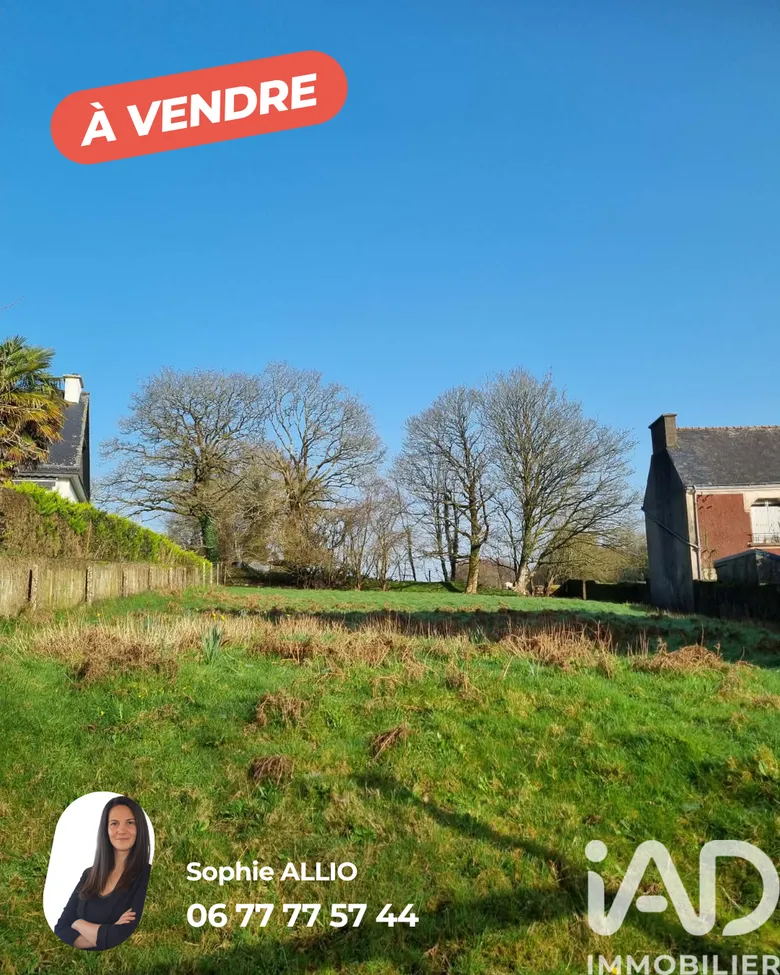 Terrain à bâtir à Inzinzac-Lochrist (56650) · 104 000 €