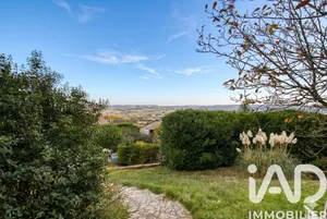 Building plot in Orgeval (78630)