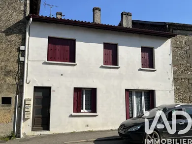 Building in Eauze (32800)