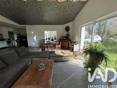 Maison à Brem-sur-Mer (85470)