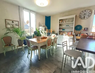 Maison de ville à Loir en Vallée (72340)