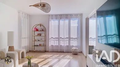 Apartment in Les Ulis (91940)