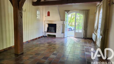 Traditional house in Ménesplet (24700)