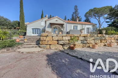 Maison traditionnelle à Saint-Raphaël (83700)