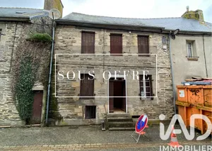 House in Uzel (22460)