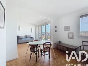 Apartment in Antony (92160)