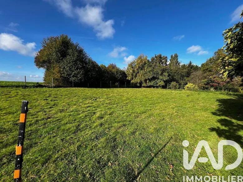 Terrain à bâtir à Frenelles-en-Vexin (27700) · 68 000 €