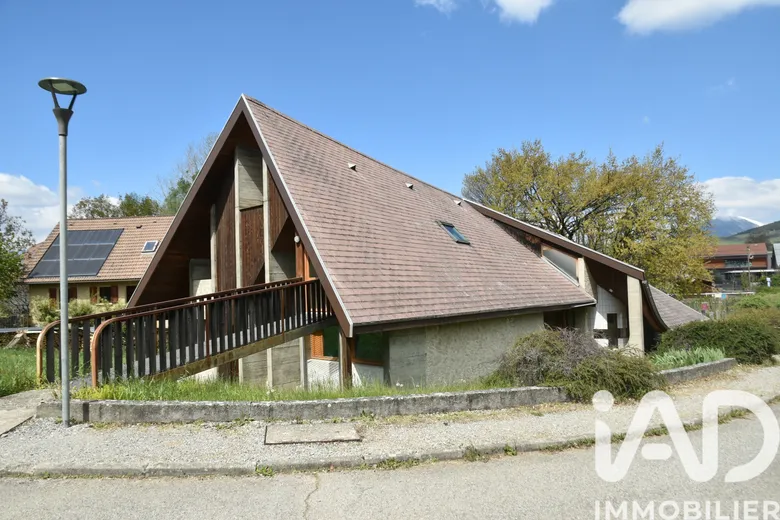 Maison 16 pièces 251 m² · à Mens · 251 m² · 295 000 €