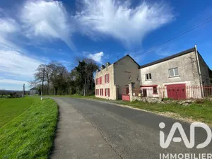 Maison à Sainte-Eanne (79800)