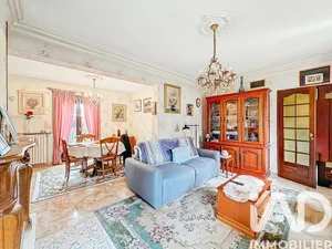 Traditional house in Pringy (77310)