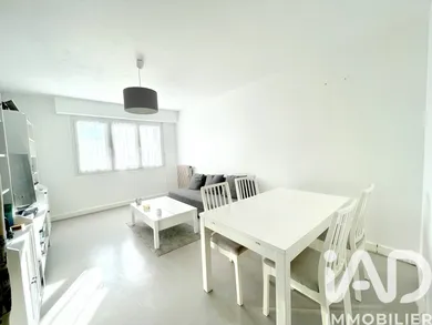 Appartement à Évry (91000)