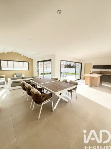 Maison à Angoulins (17690)